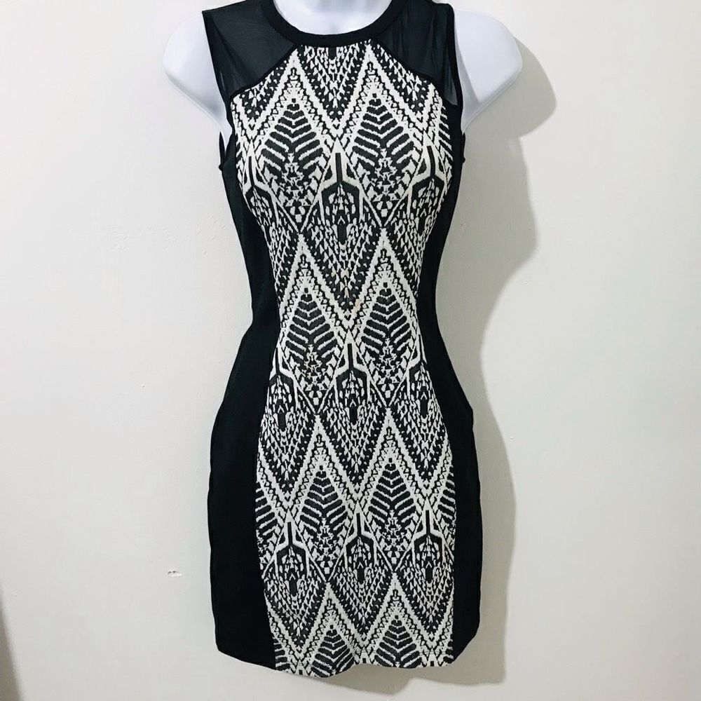 Divided by H&M black dress size 2……S15